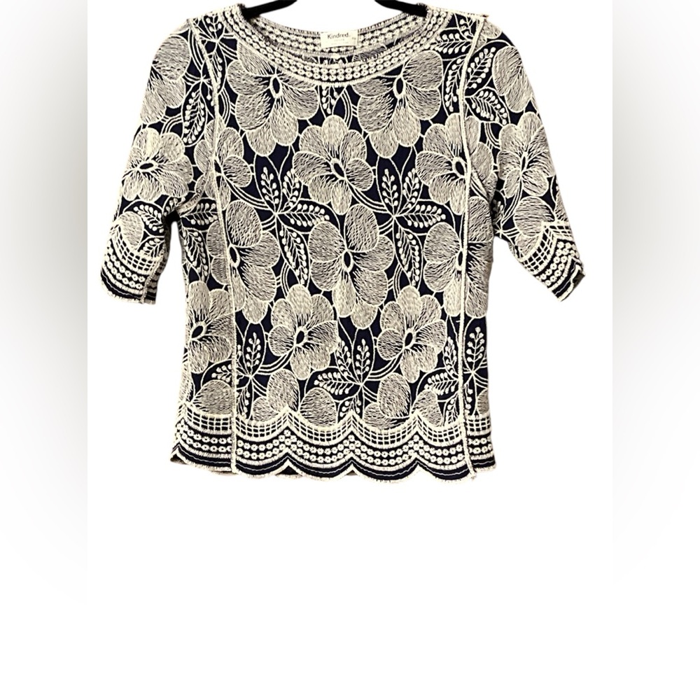 Anthropologie Kindred Womens Embroidered Top